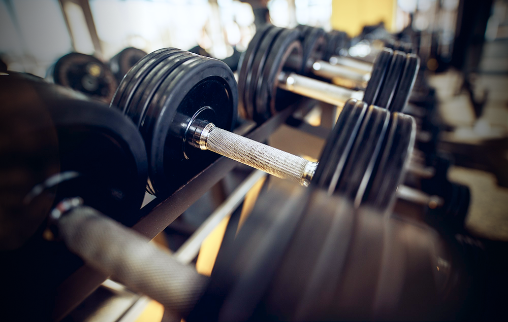 Être sportif mais sédentaire : le piège qui freine vos performances