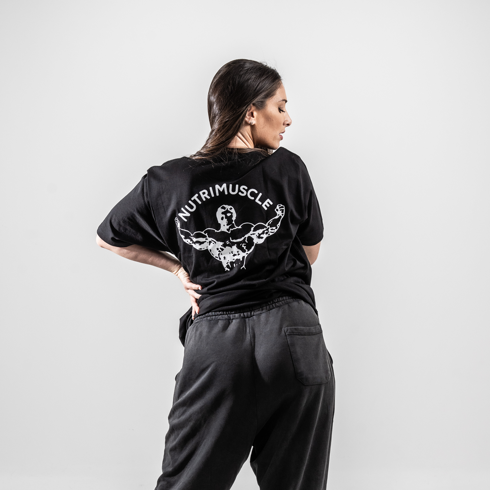 T-shirt nera Nutrimuscle