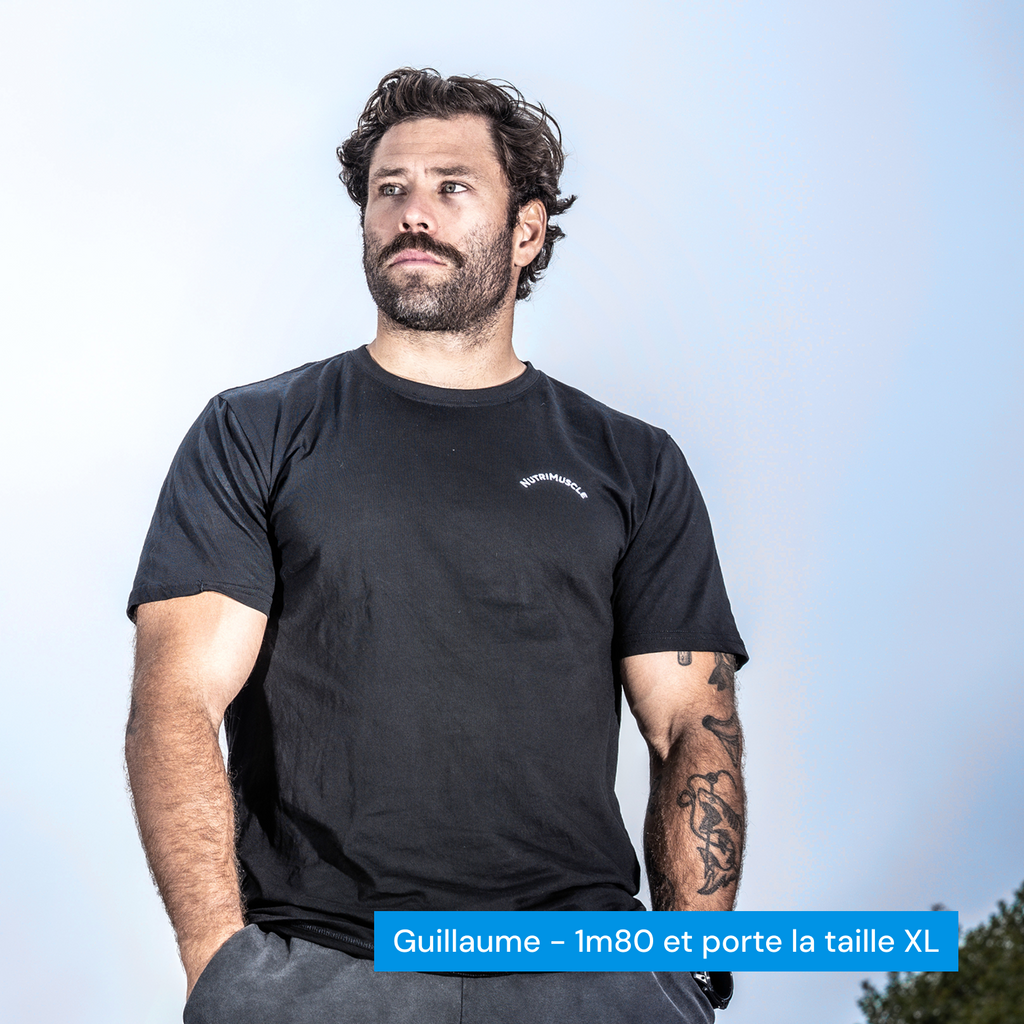 T-shirt nera Nutrimuscle